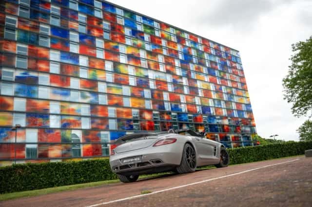 Mercedes-Benz SLS AMG (2013) thumbnail 3