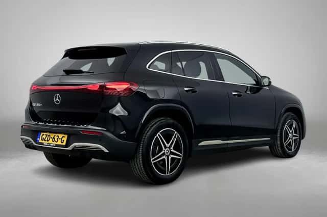 Mercedes-Benz EQA (2025) thumbnail 2