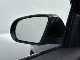 Mercedes-Benz GLA (2024) thumbnail 29