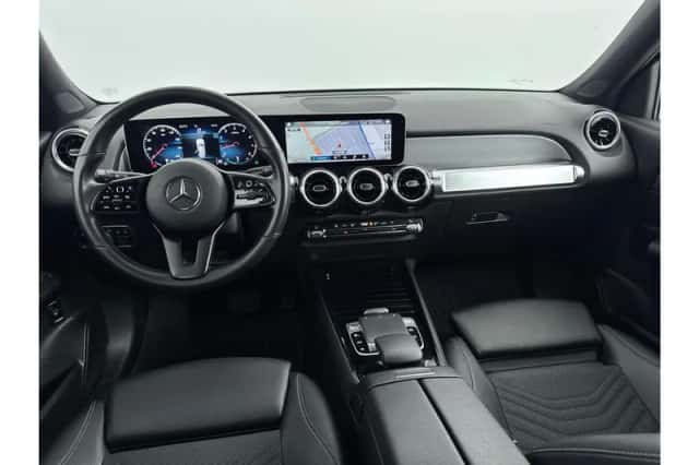 Mercedes-Benz GLB-Klasse (2021) thumbnail 3