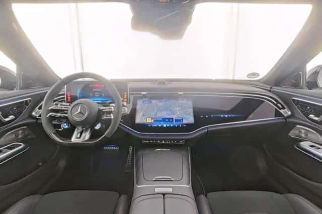 Mercedes-Benz E-Klasse (2025) thumbnail 3