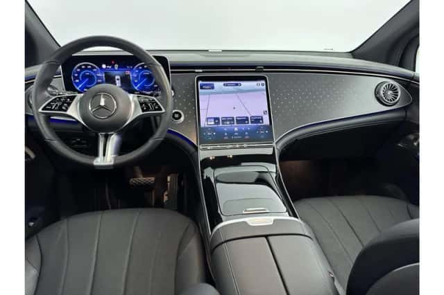 Mercedes-Benz EQE (2025) thumbnail 3