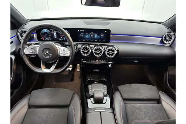 Mercedes-Benz A-Klasse (2020) thumbnail 3