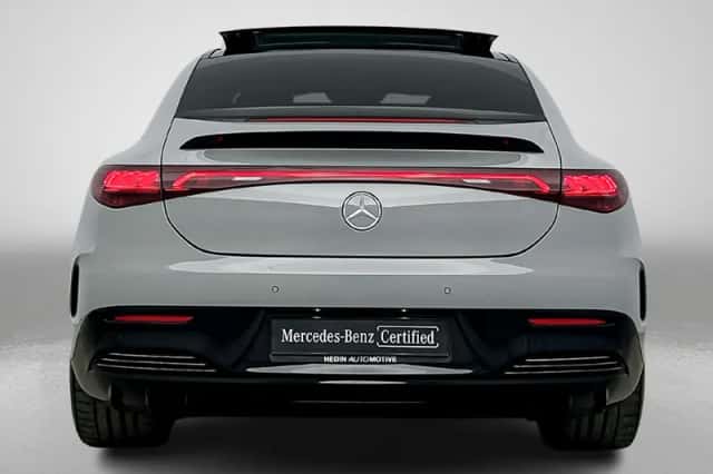 Mercedes-Benz EQE (2023) thumbnail 5
