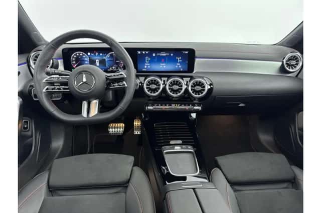 Mercedes-Benz CLA-Klasse (2025) thumbnail 3