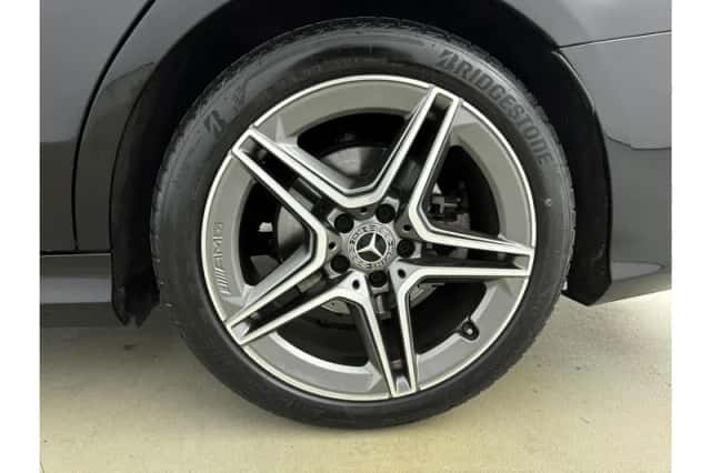 Mercedes-Benz C-Klasse (2020) thumbnail 4
