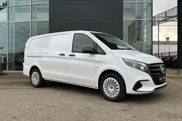 Mercedes-Benz Vito (2025) thumbnail 5