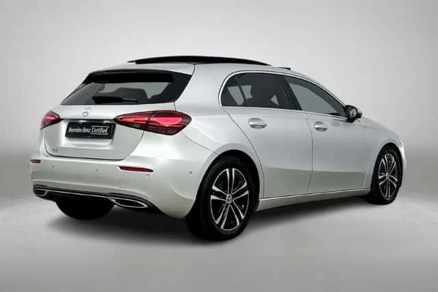 Mercedes-Benz A-Klasse (2023) thumbnail 2