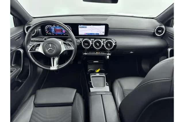 Mercedes-Benz A-Klasse (2023) thumbnail 3