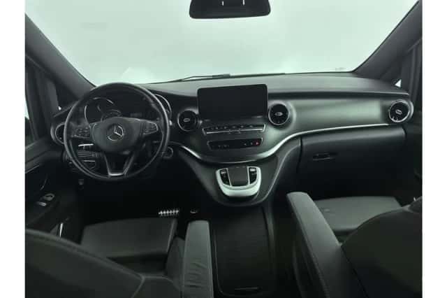 Mercedes-Benz V-Klasse (2022) thumbnail 3