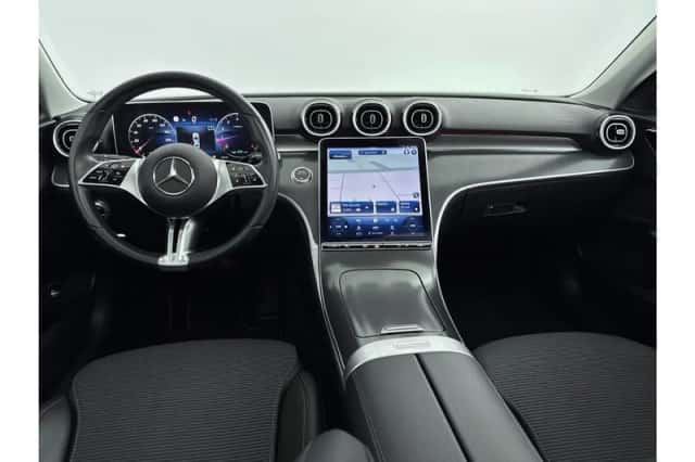 Mercedes-Benz C-Klasse (2022) thumbnail 3