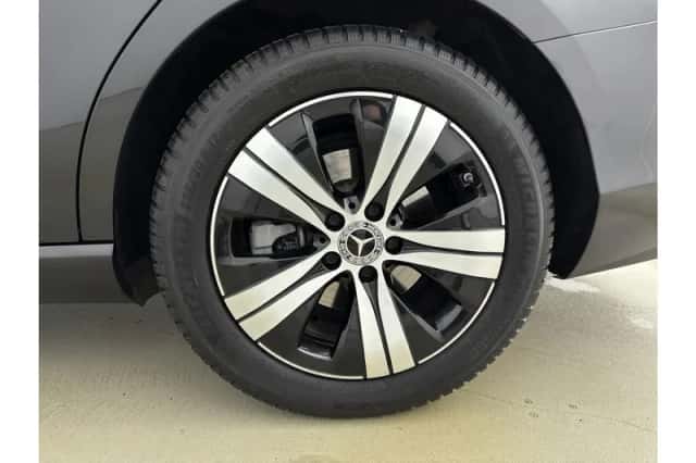 Mercedes-Benz C-Klasse (2022) thumbnail 4