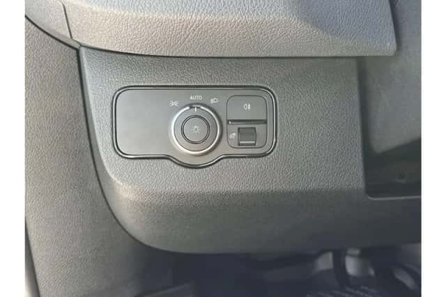 Mercedes-Benz Sprinter (2023) thumbnail 6