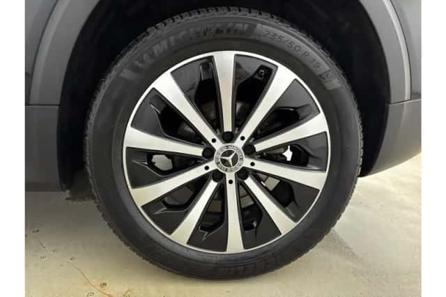 Mercedes-Benz GLB-Klasse (2023) thumbnail 4