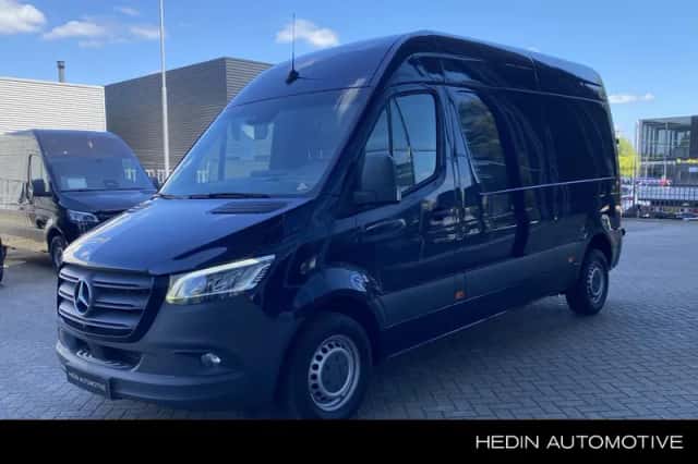 Mercedes-Benz Sprinter (2020) thumbnail 1