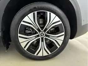 Mercedes-Benz EQE (2025) thumbnail 4