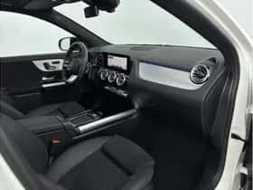 Mercedes-Benz GLA (2024) thumbnail 9