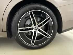 Mercedes-Benz E-Klasse (2024) thumbnail 4