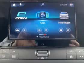 Mercedes-Benz eCitan (2024) thumbnail 20