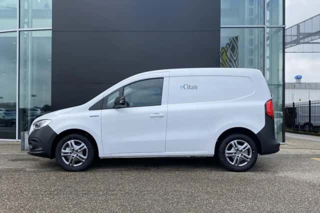 Mercedes-Benz eCitan (2024) thumbnail 6