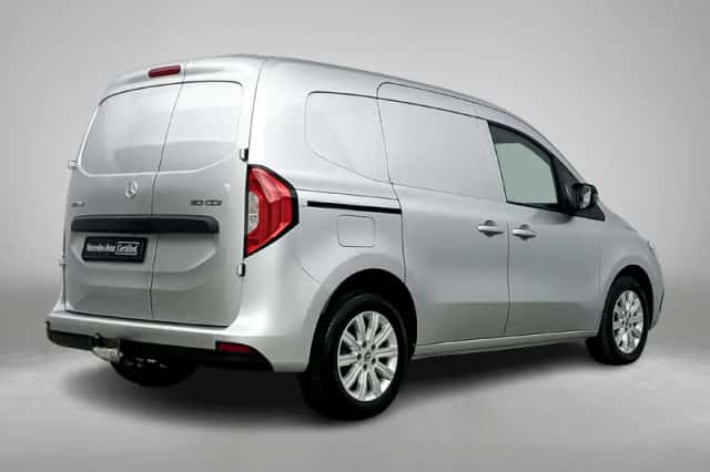 Mercedes-Benz Citan (2022) thumbnail 2