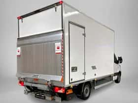 Mercedes-Benz Sprinter (2024) thumbnail 5
