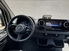 Mercedes-Benz Sprinter (2026) thumbnail 4