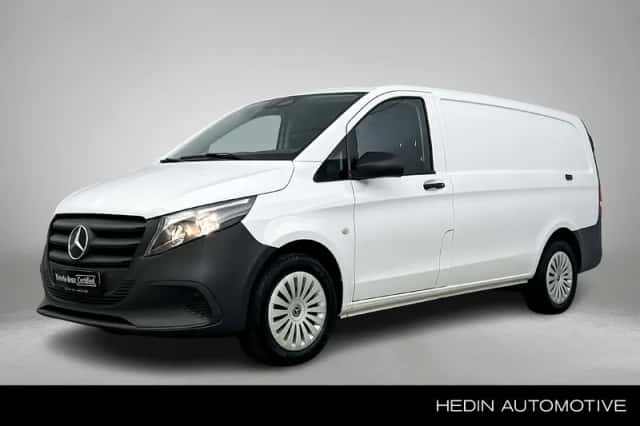 Mercedes-Benz Vito (2024) thumbnail 1