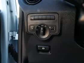 Mercedes-Benz eVito (2025) thumbnail 29