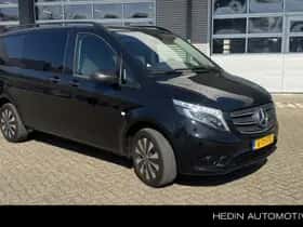 Mercedes-Benz Vito (2024) thumbnail 4