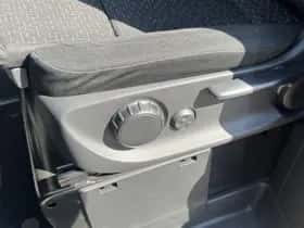Mercedes-Benz Vito (2024) thumbnail 8