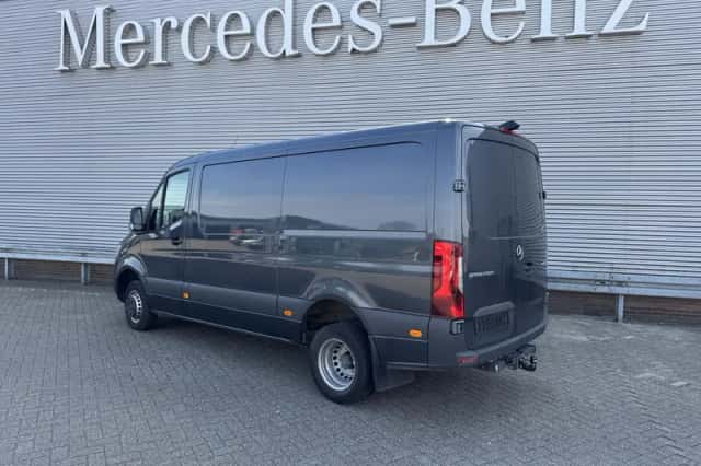 Mercedes-Benz Sprinter (2024) thumbnail 4