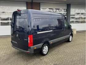 Mercedes-Benz Sprinter (2024) thumbnail 3