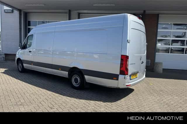 Mercedes-Benz Sprinter (2024) thumbnail 4