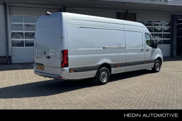 Mercedes-Benz Sprinter (2024) thumbnail 6