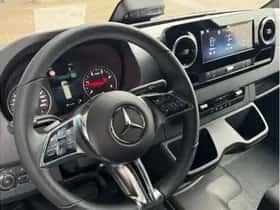 Mercedes-Benz Sprinter (2024) thumbnail 8