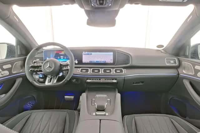 Mercedes-Benz GLE (2025) thumbnail 3