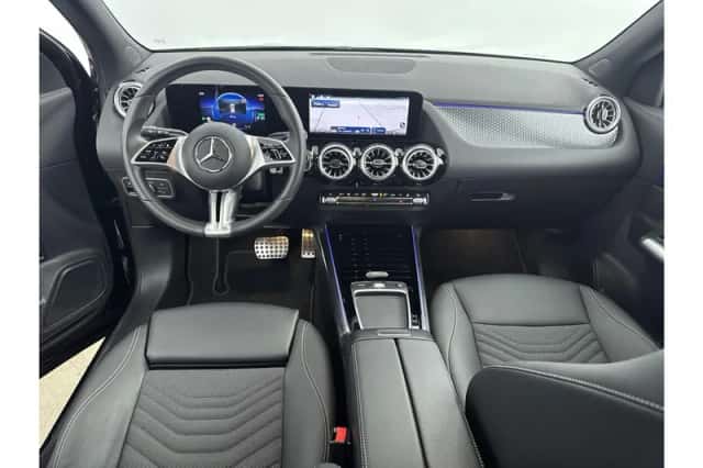Mercedes-Benz EQA (2024) thumbnail 3