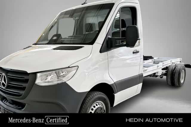 Mercedes-Benz Sprinter (2026) thumbnail 1