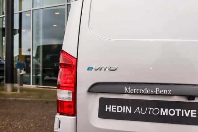 Mercedes-Benz eVito (2025) thumbnail 6