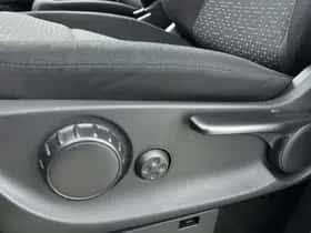 Mercedes-Benz eVito (2025) thumbnail 15