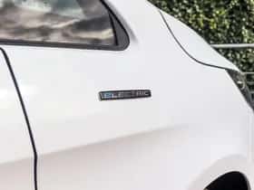 Mercedes-Benz eVito (2025) thumbnail 30