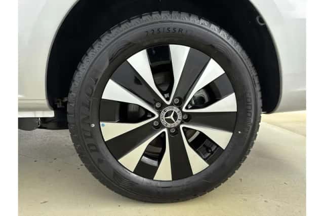 Mercedes-Benz eVito (2025) thumbnail 3