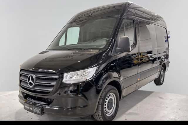 Mercedes-Benz Sprinter (2021) thumbnail 1