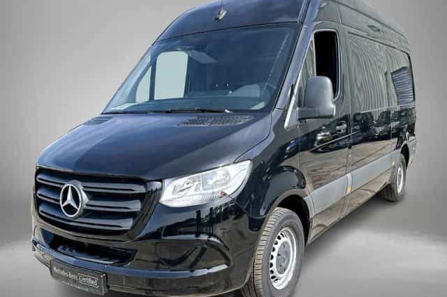 Mercedes-Benz Sprinter (2021) thumbnail 1