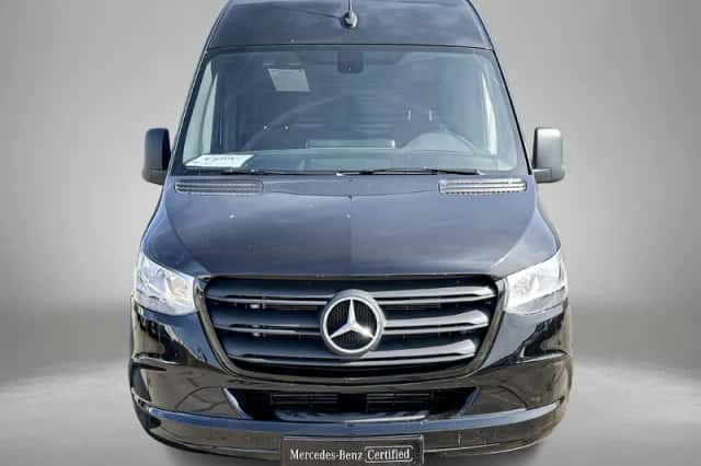 Mercedes-Benz Sprinter (2021) thumbnail 3