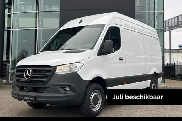 Mercedes-Benz Sprinter (2026) thumbnail 1