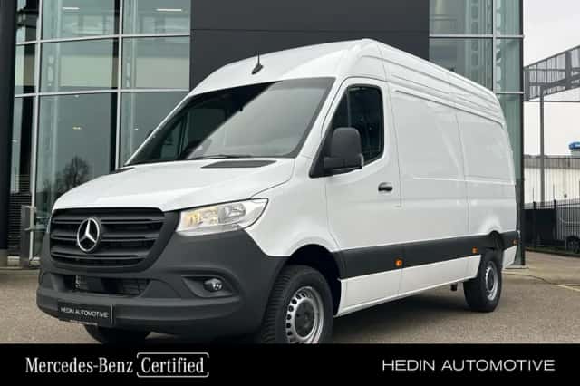 Mercedes-Benz Sprinter (2026) thumbnail 1
