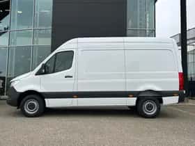 Mercedes-Benz Sprinter (2026) thumbnail 5