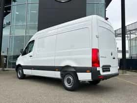 Mercedes-Benz Sprinter (2026) thumbnail 6